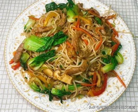  Spicy Jiangxi Fried Noodles: Can This Aromatic Medley Truly Conquer Your Taste Buds?